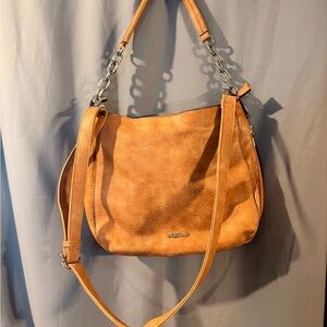 Soft Leather Tan Shoulder Bag with Chain Accent